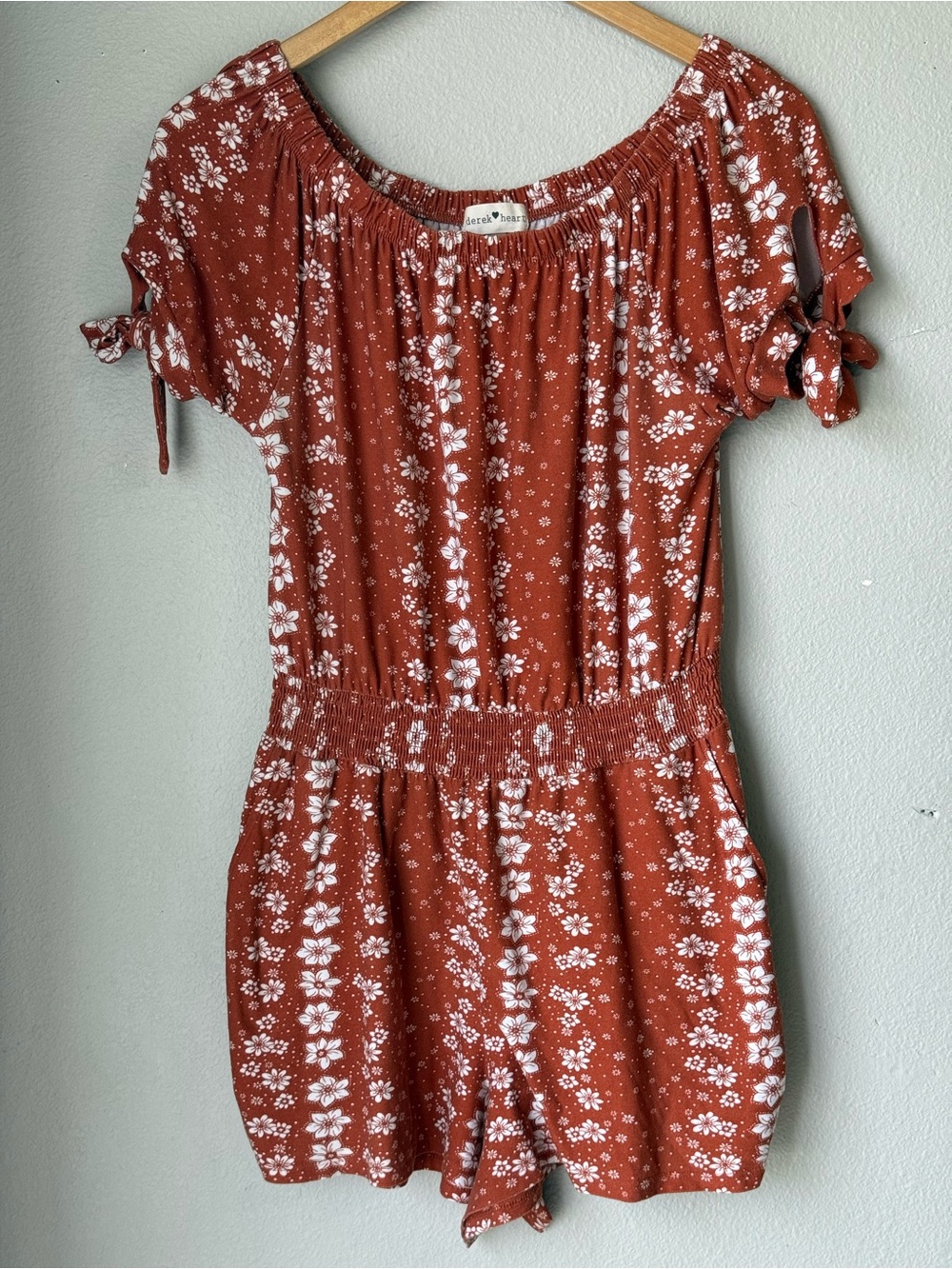 Derek Heart Junior Romper Rust Orange Floral One-Piece Size L Off The Shoulder